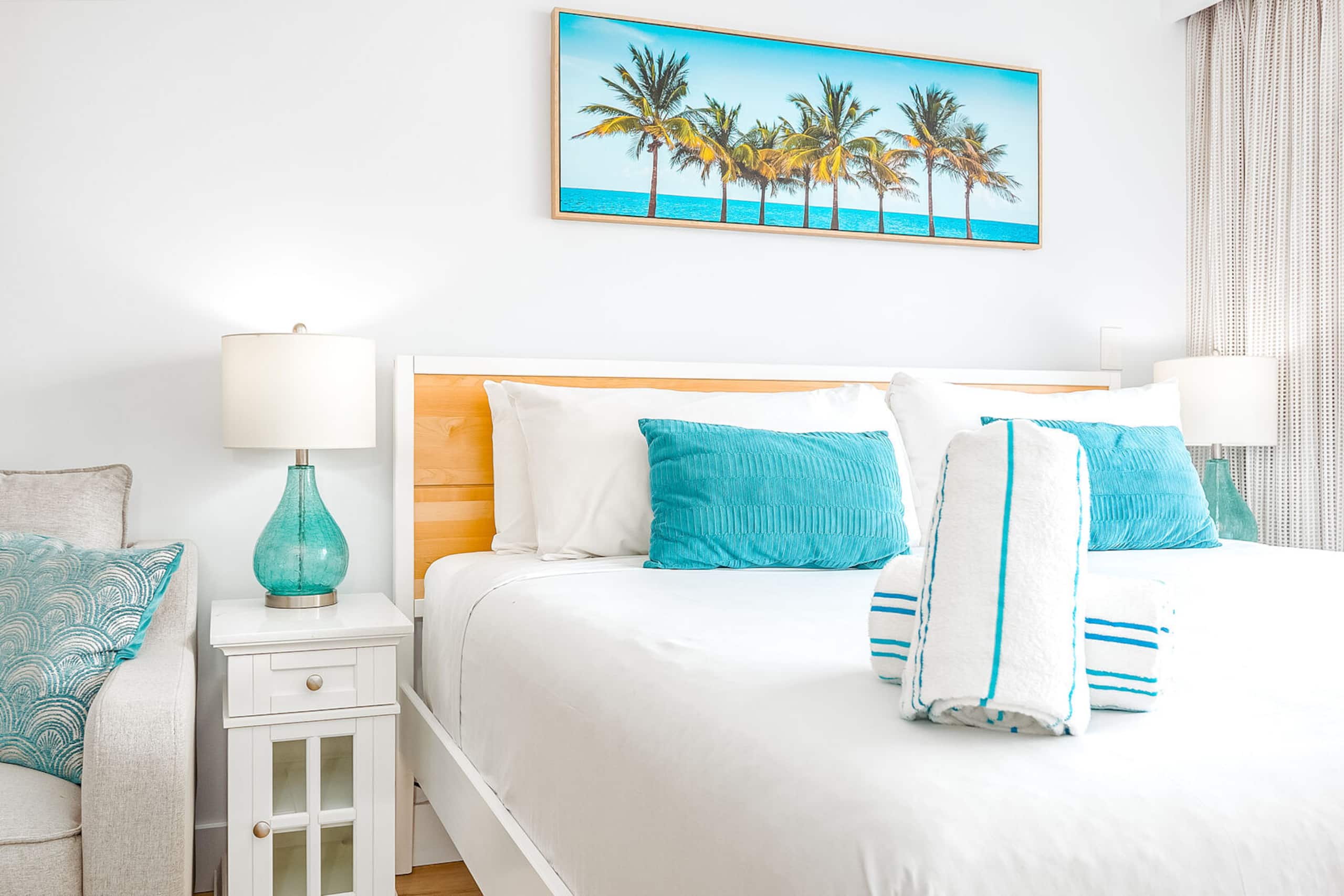 Condo in Honolulu · ★4.69 · 1 bedroom · 1 bed · 1 private bath - Image 15