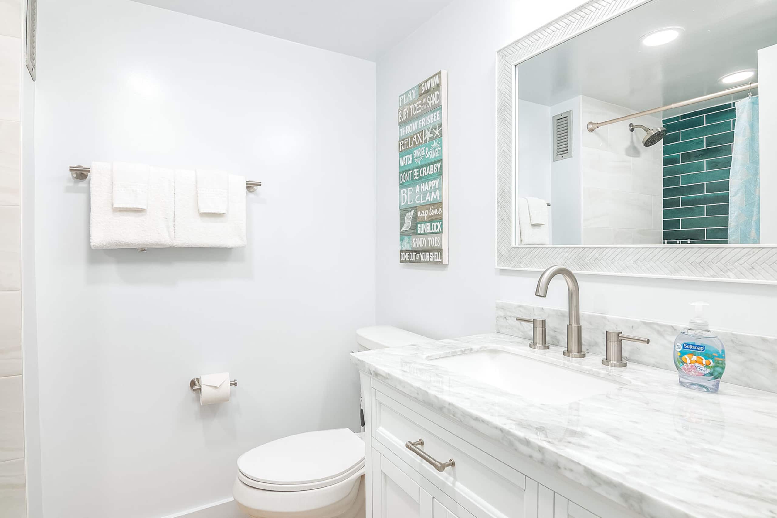 Condo in Honolulu · ★4.69 · 1 bedroom · 1 bed · 1 private bath - Image 19