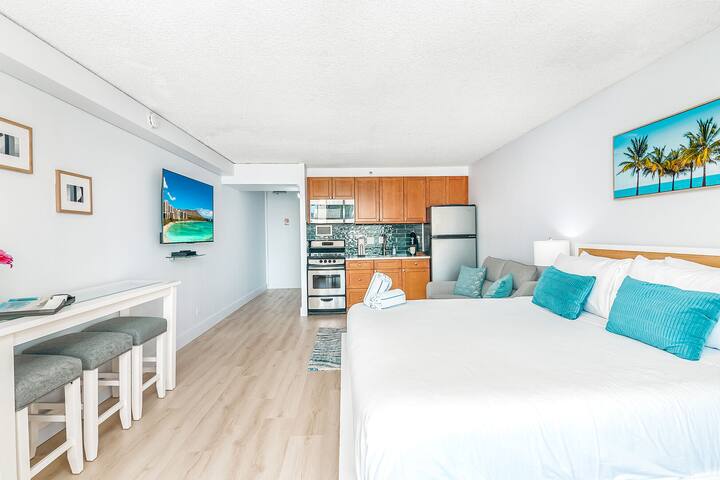 Tropical Escapes Realty managed Airbnb listing 3
