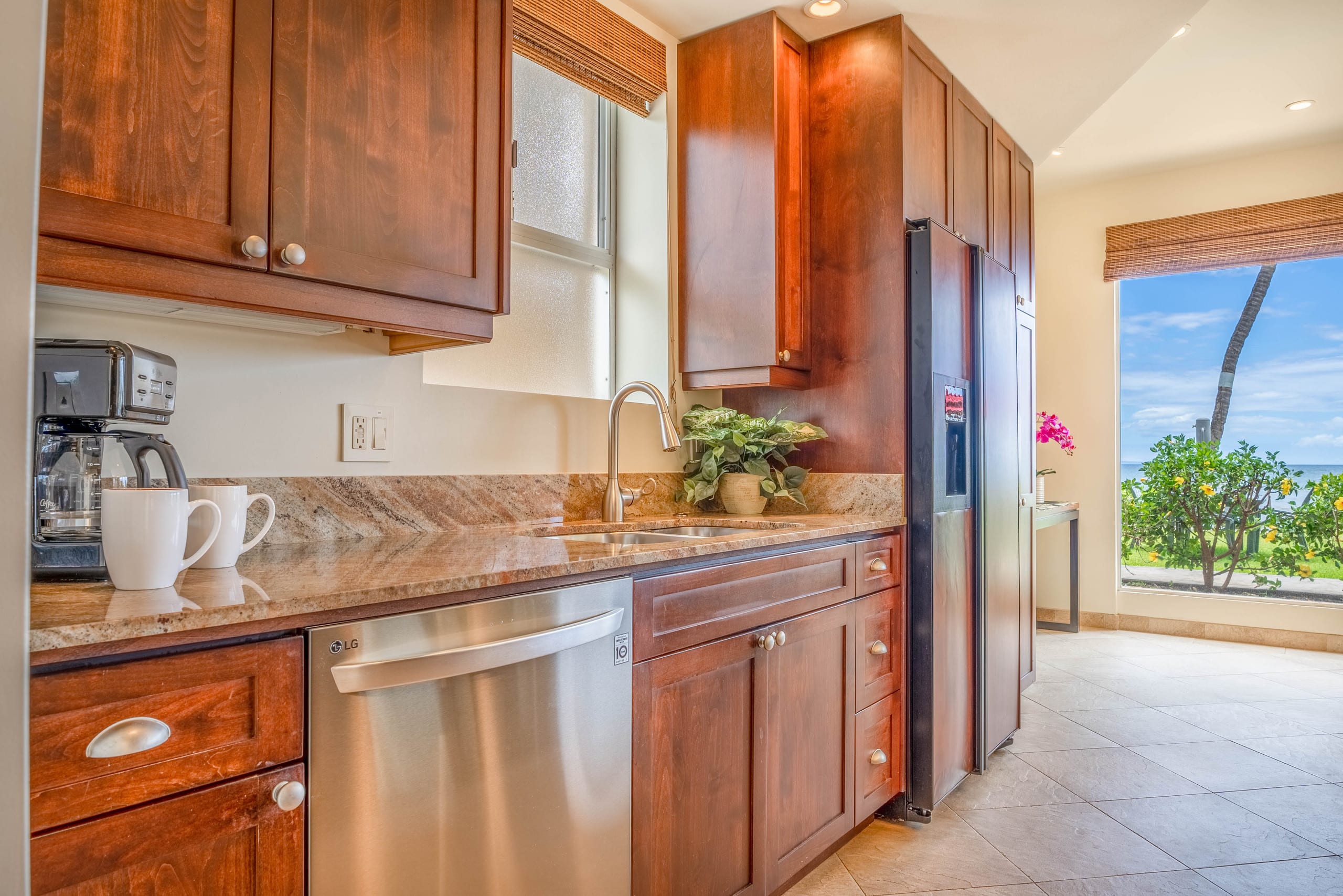 Condo in Kihei · ★5.0 · 2 bedrooms · 2 beds · 2 baths - Image 25