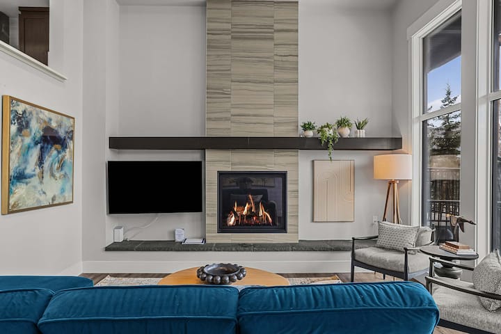 M3- A/c, Private Hot Tub, Free Ev Charge, Mtn View - Canmore