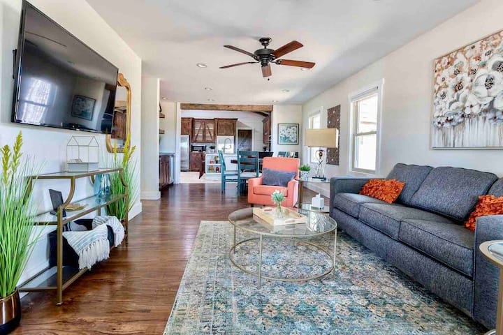 63f9769f 90e1 4d0c bf44 9ee25c0cdce5