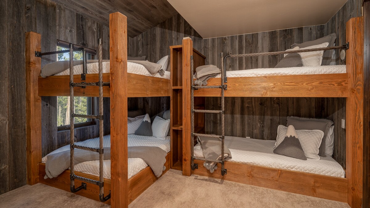 Dormitorio 6, nivel inferior - Habitación con literas en el nivel inferior