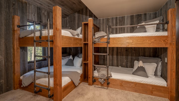 חדר שינה 6, קומה תחתונה - חדר מיטות קומותיים בקומה התחתונה