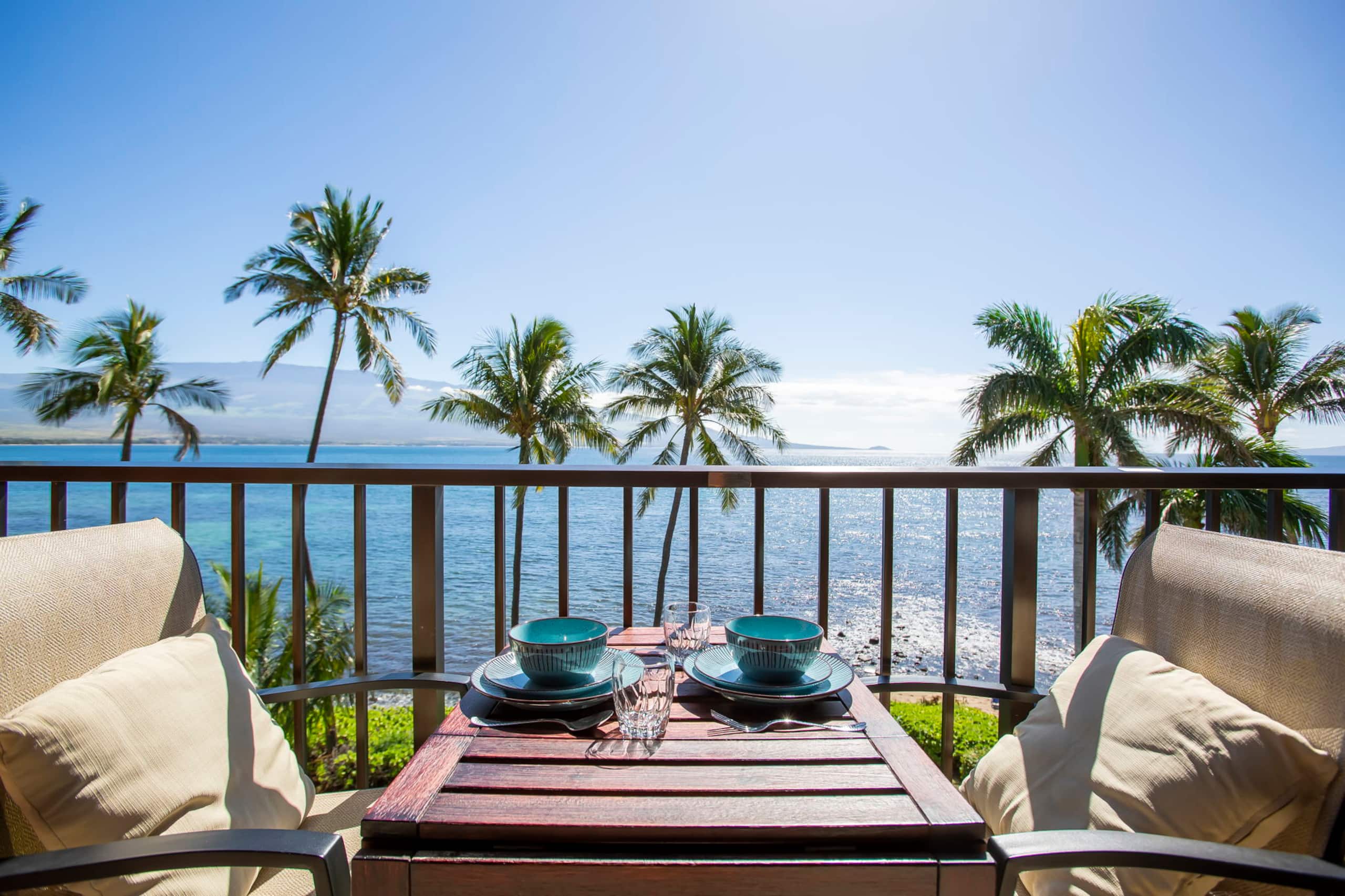 Condo in Wailuku · ★4.86 · 2 bedrooms · 3 beds · 2 baths - Image 1