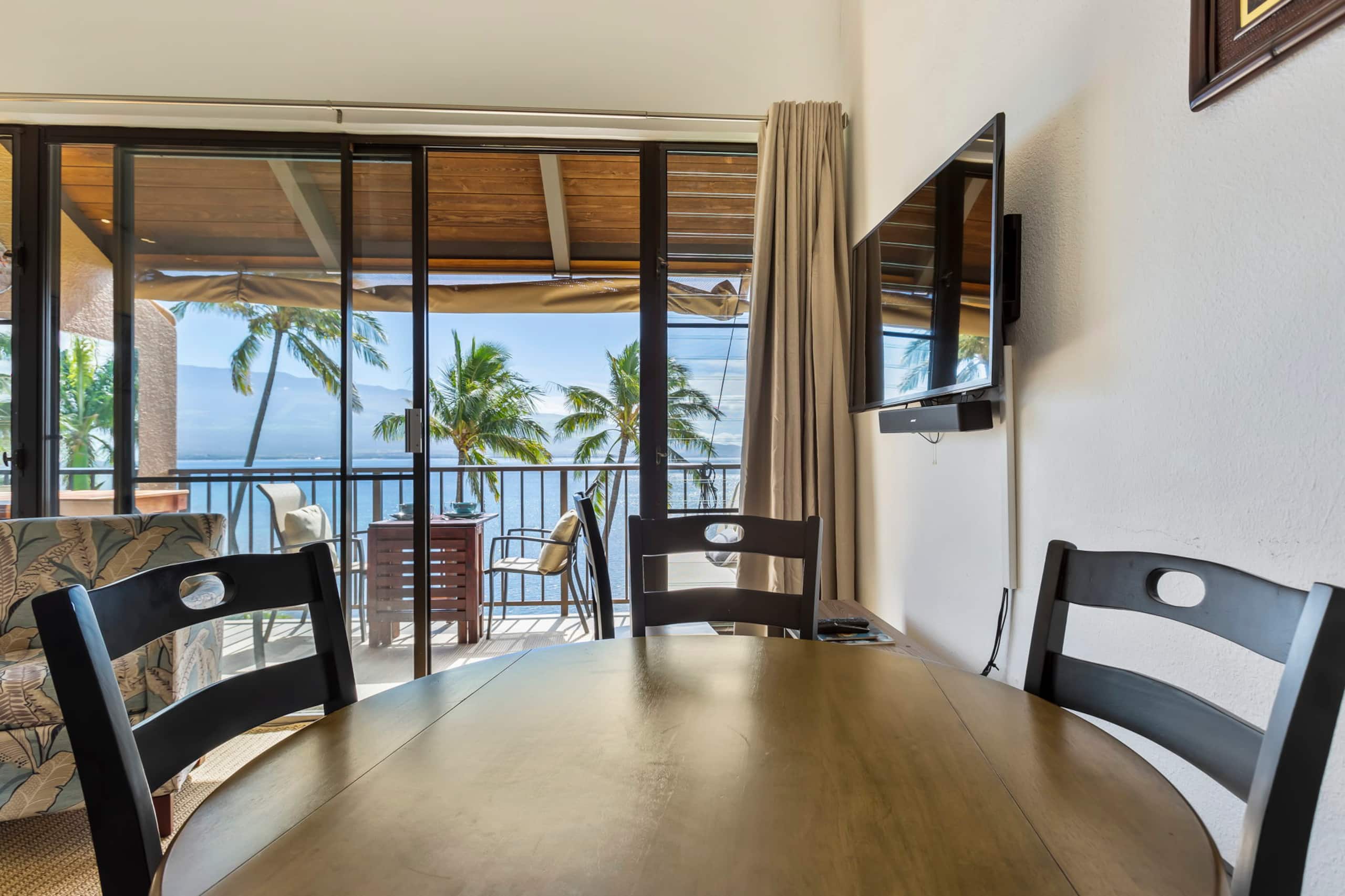 Condo in Wailuku · ★4.86 · 2 bedrooms · 3 beds · 2 baths - Image 9