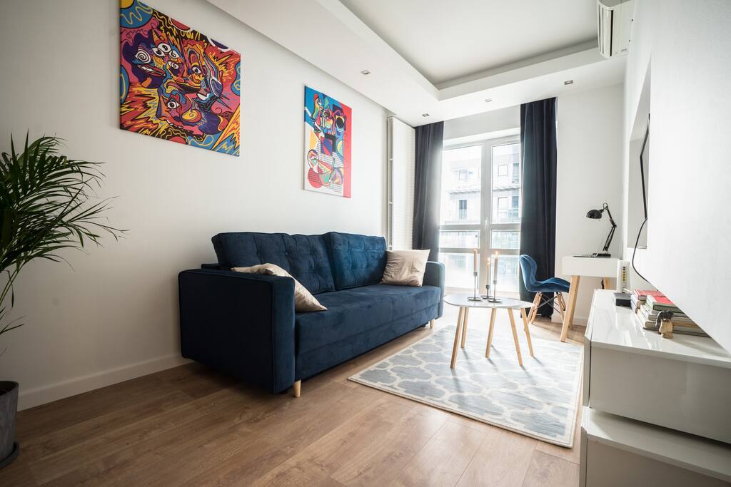 พื้นที่ทั้งหมดมี 64 ตร.ม. และนอกเหนือจาก 2 ห้องนอน 2 ห้องน้ำและห้องครัวนอกจากนี้ยังมีระเบียงที่สวยงาม