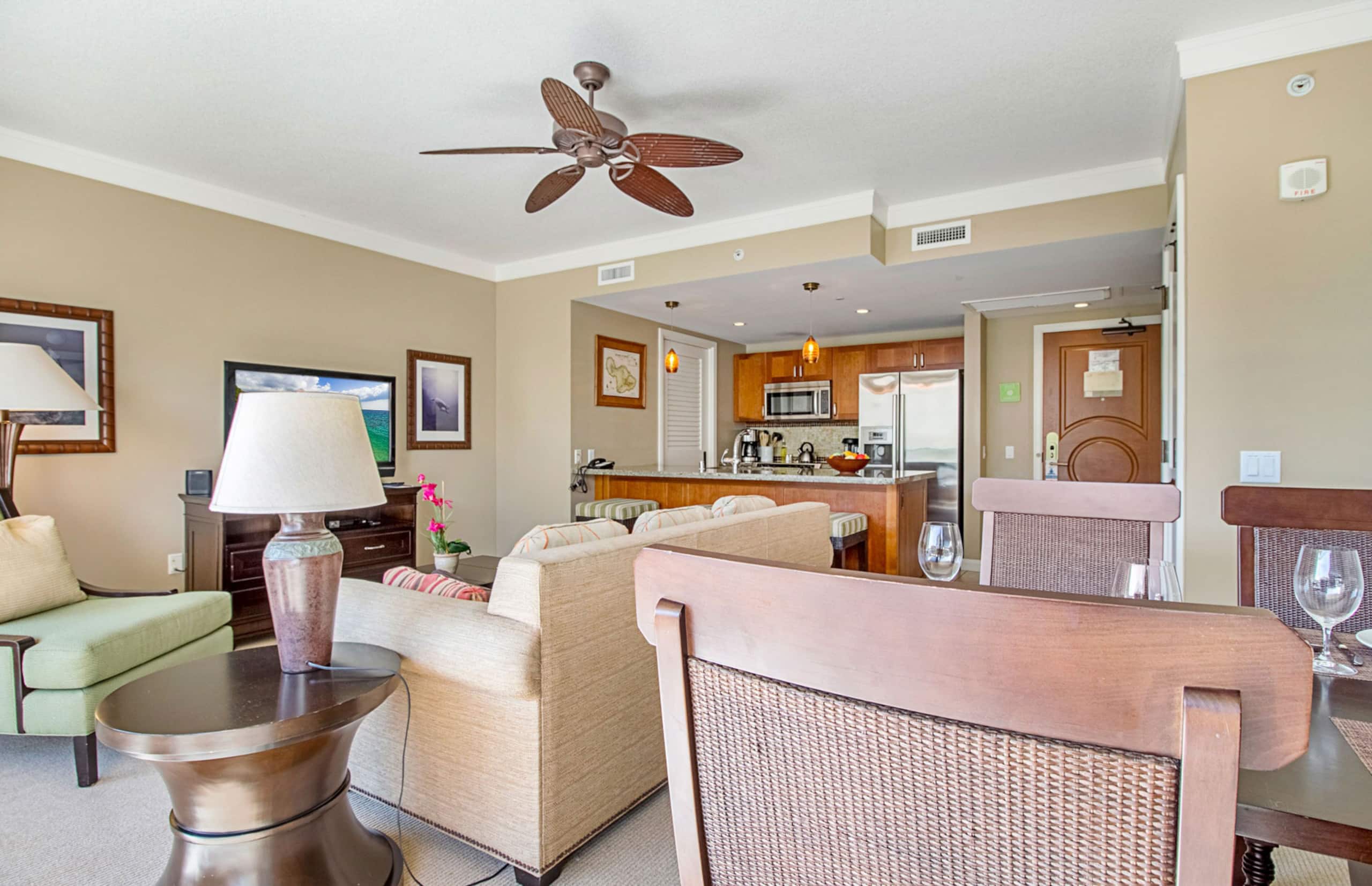 Condo in Lahaina · ★4.95 · 1 bedroom · 2 beds · 1 bath - Image 9