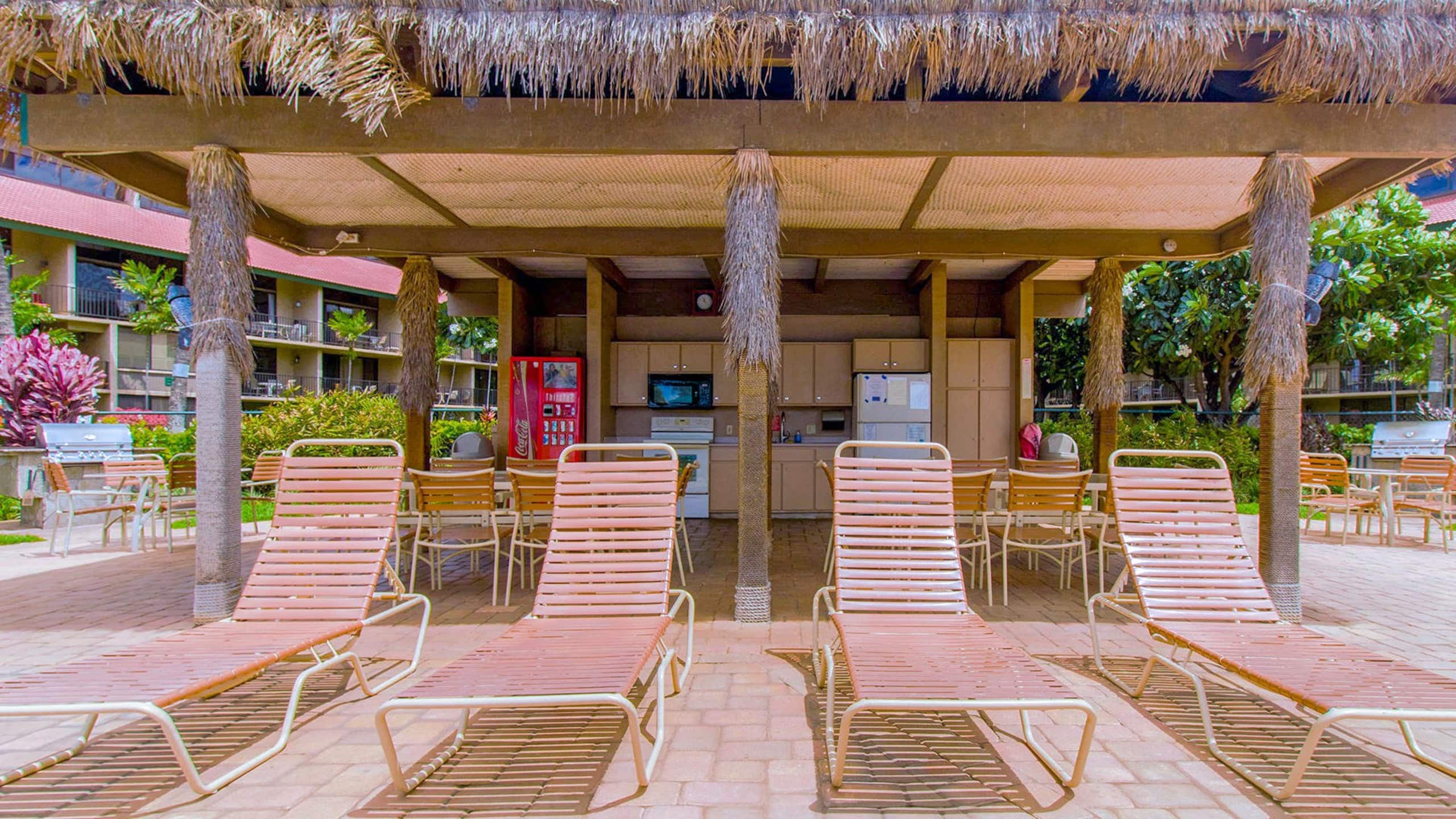 Condo in Kihei · ★4.9 · 1 bedroom · 2 beds · 1 private bath - Image 37