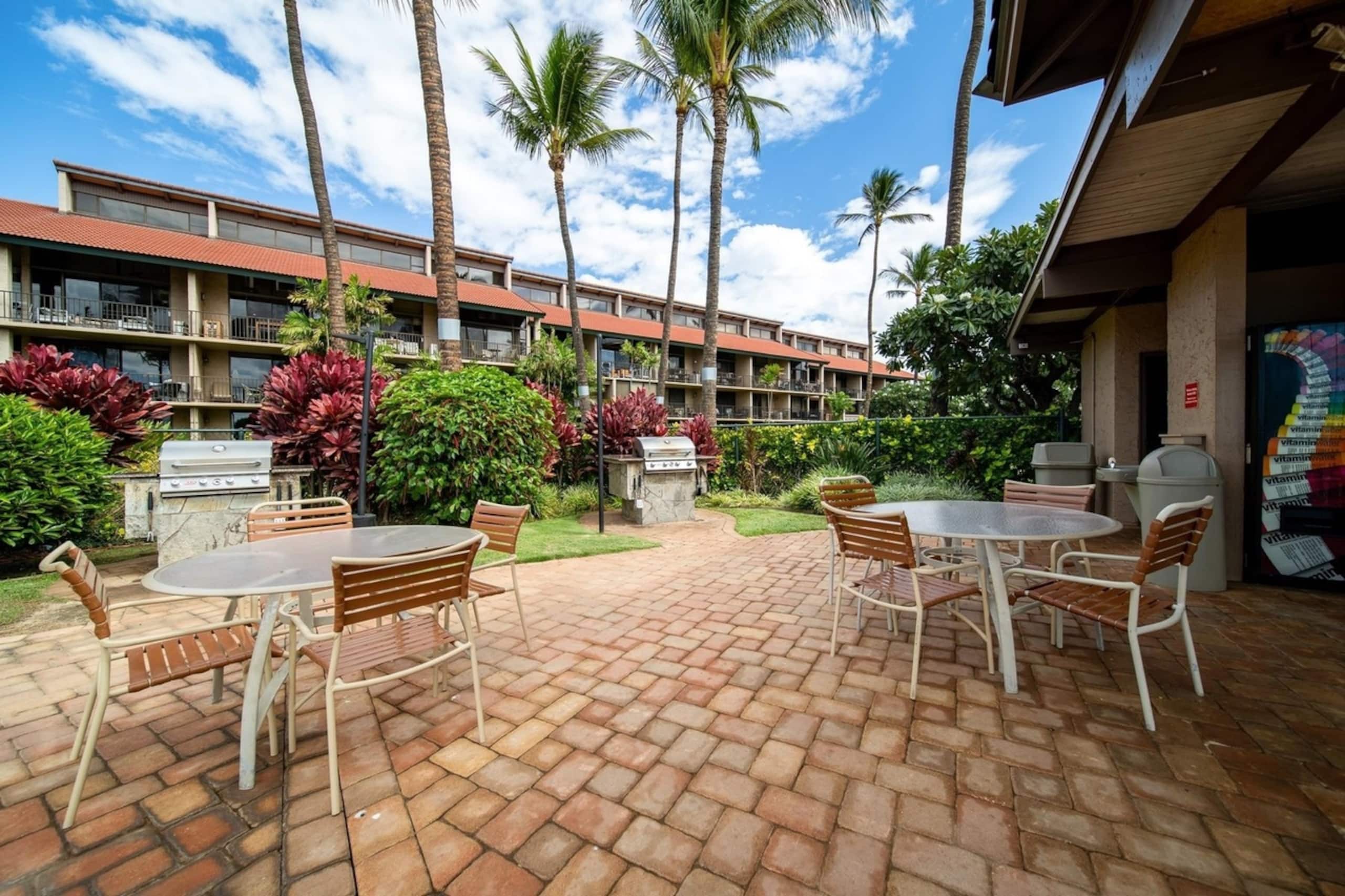 Condo in Kihei · ★4.9 · 1 bedroom · 2 beds · 1 private bath - Image 36