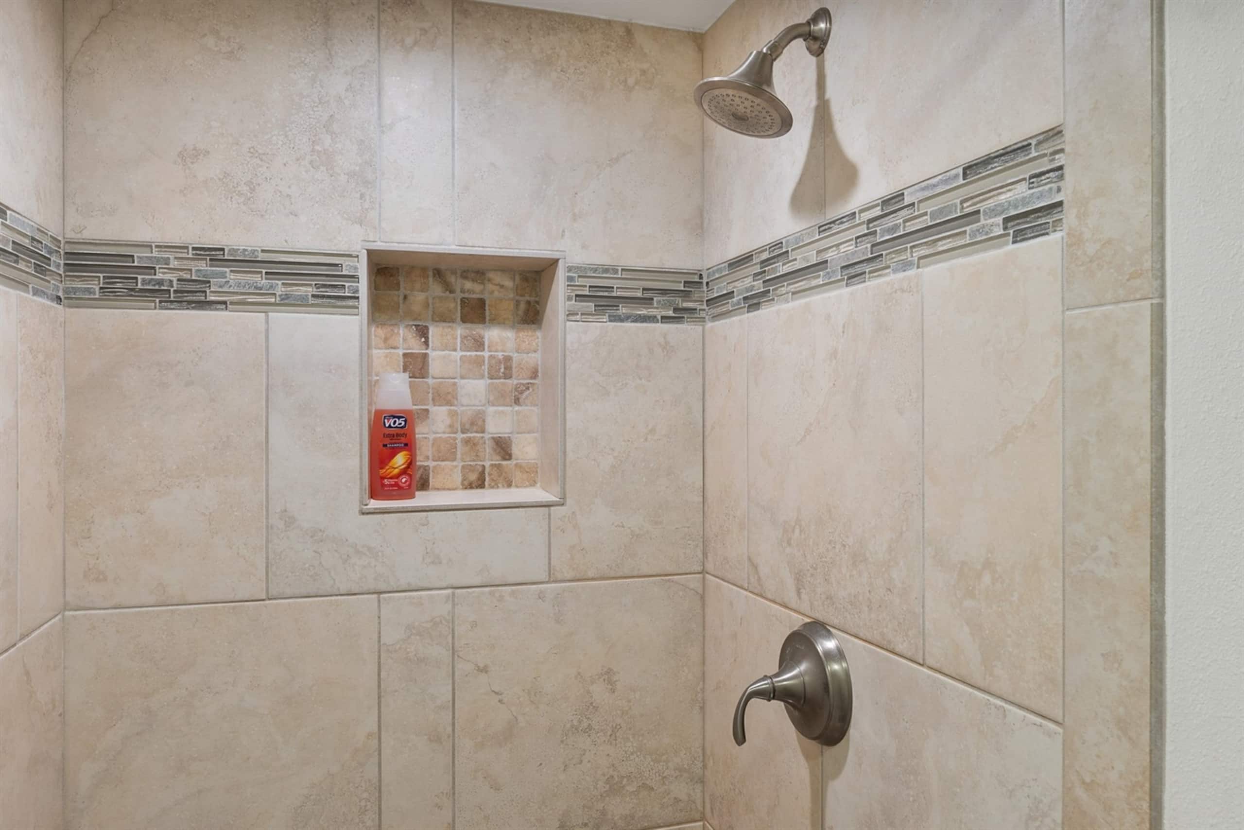 Condo in Kihei · ★4.9 · 1 bedroom · 2 beds · 1 private bath - Image 15