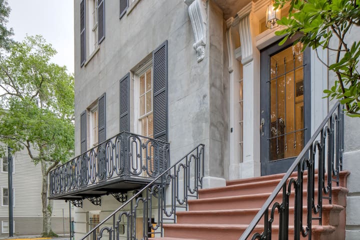 Lucky Savannah managed Airbnb listing 2