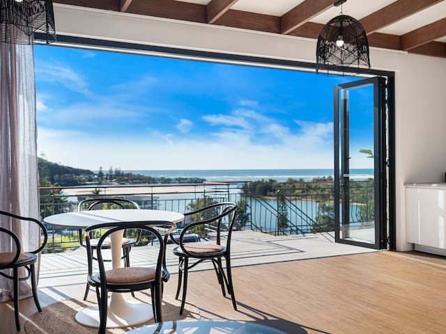 2 Bedroom Suite – Ocean View