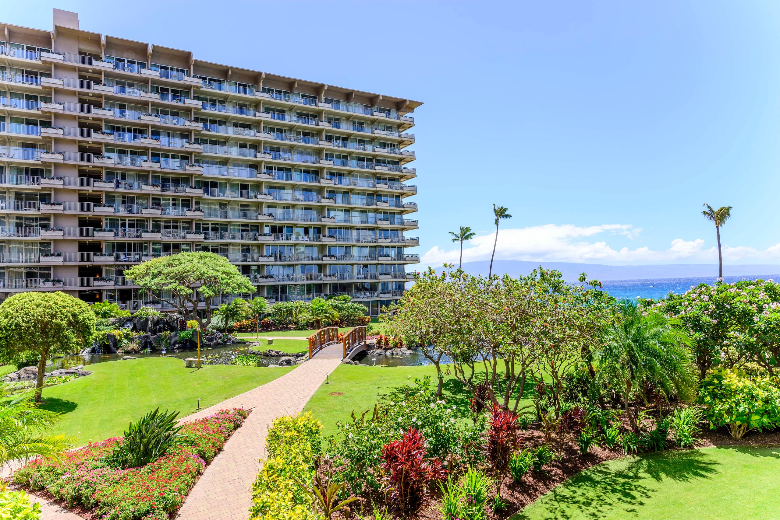Condo in Lahaina · ★4.79 · 1 bedroom · 2 beds · 2 baths - Image 36