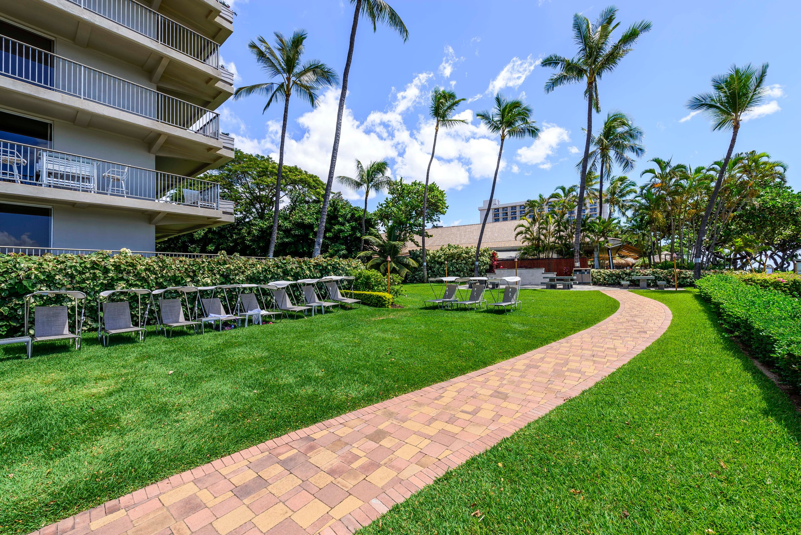 Condo in Lahaina · ★4.79 · 1 bedroom · 2 beds · 2 baths - Image 39