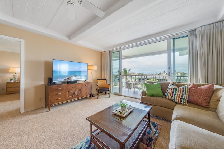 Whaler 712 salotto 2