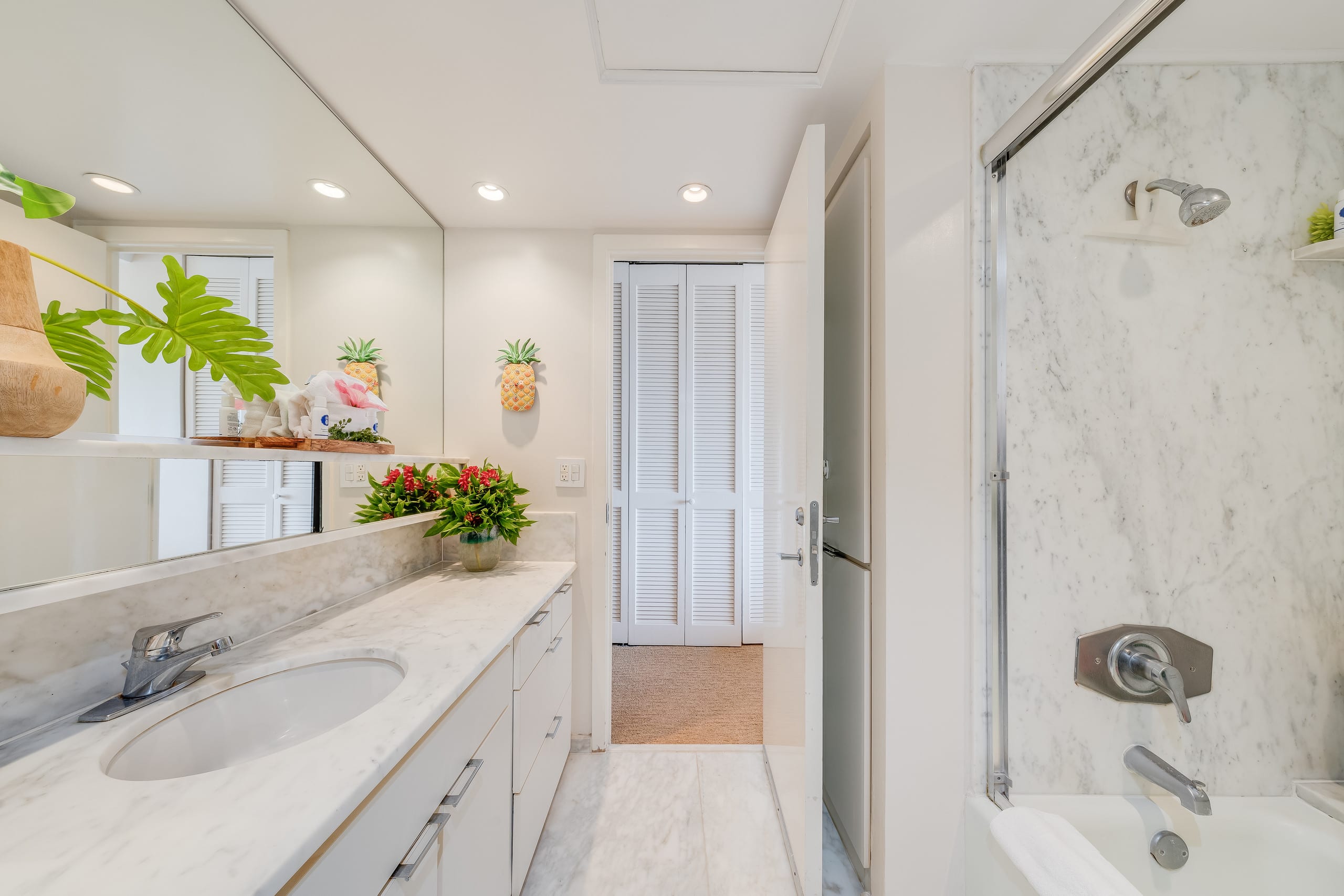 Condo in Lahaina · ★4.79 · 1 bedroom · 2 beds · 2 baths - Image 19