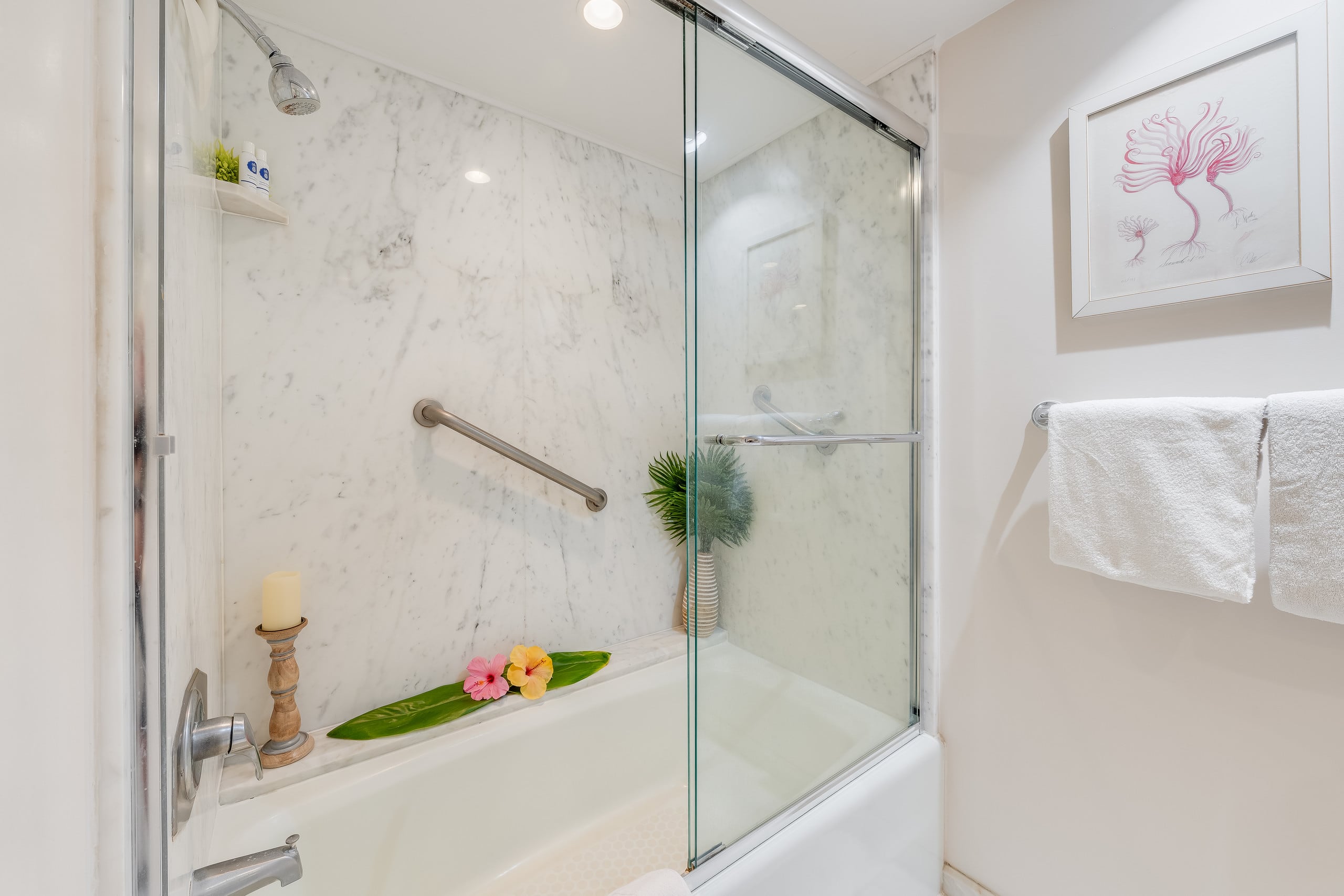 Condo in Lahaina · ★4.79 · 1 bedroom · 2 beds · 2 baths - Image 21