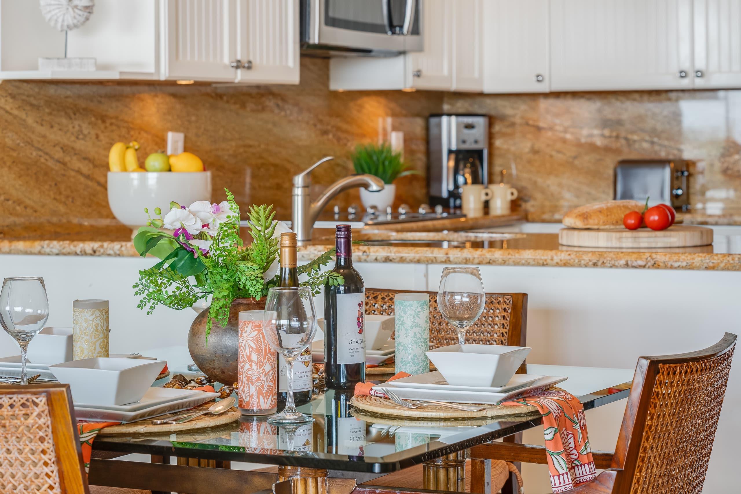 Condo in Lahaina · ★4.79 · 1 bedroom · 2 beds · 2 baths - Image 14
