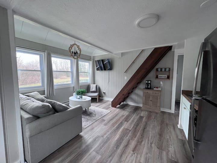 *NEW Chalets by the Lake 6 Conneaut Lake, PA Chalets for Rent in