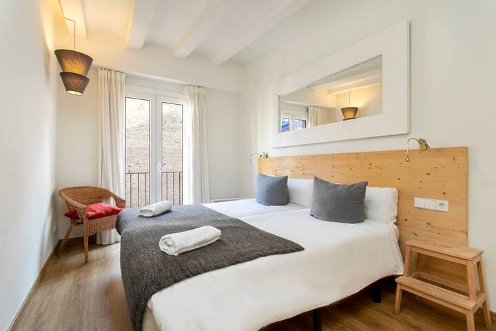 Superior apartment near Plaza Catalunya gallery image 4