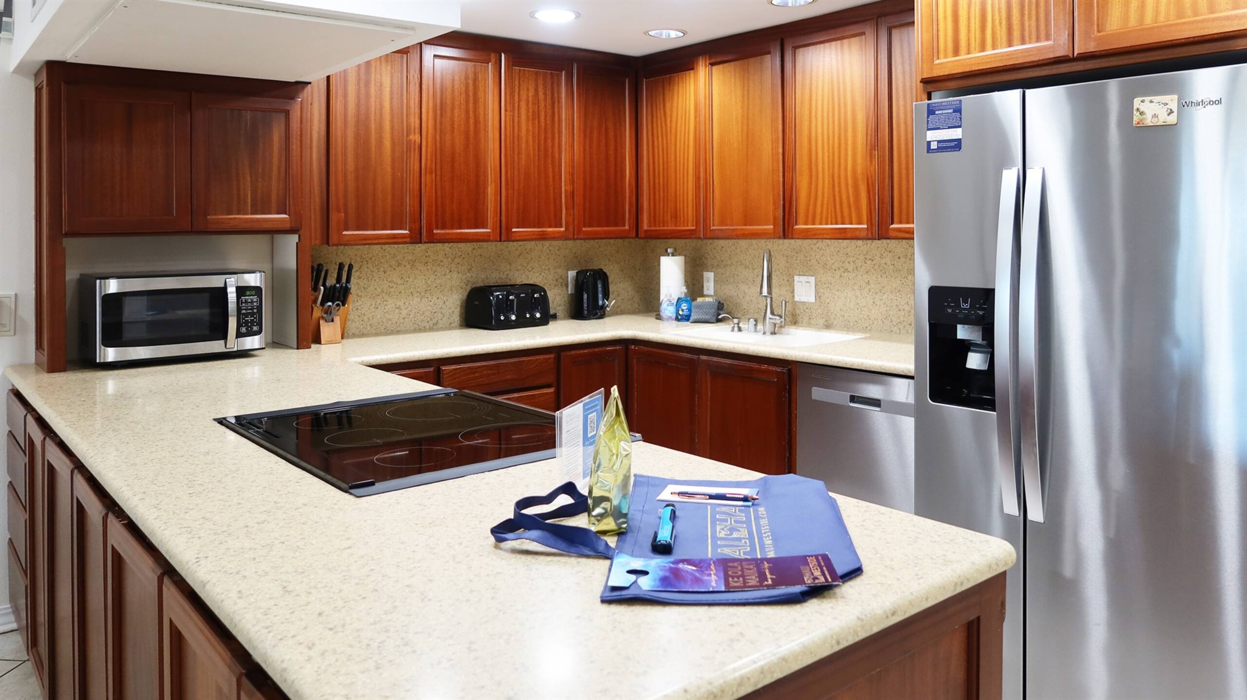 Condo in Lahaina · ★4.71 · 2 bedrooms · 4 beds · 2 baths - Image 30
