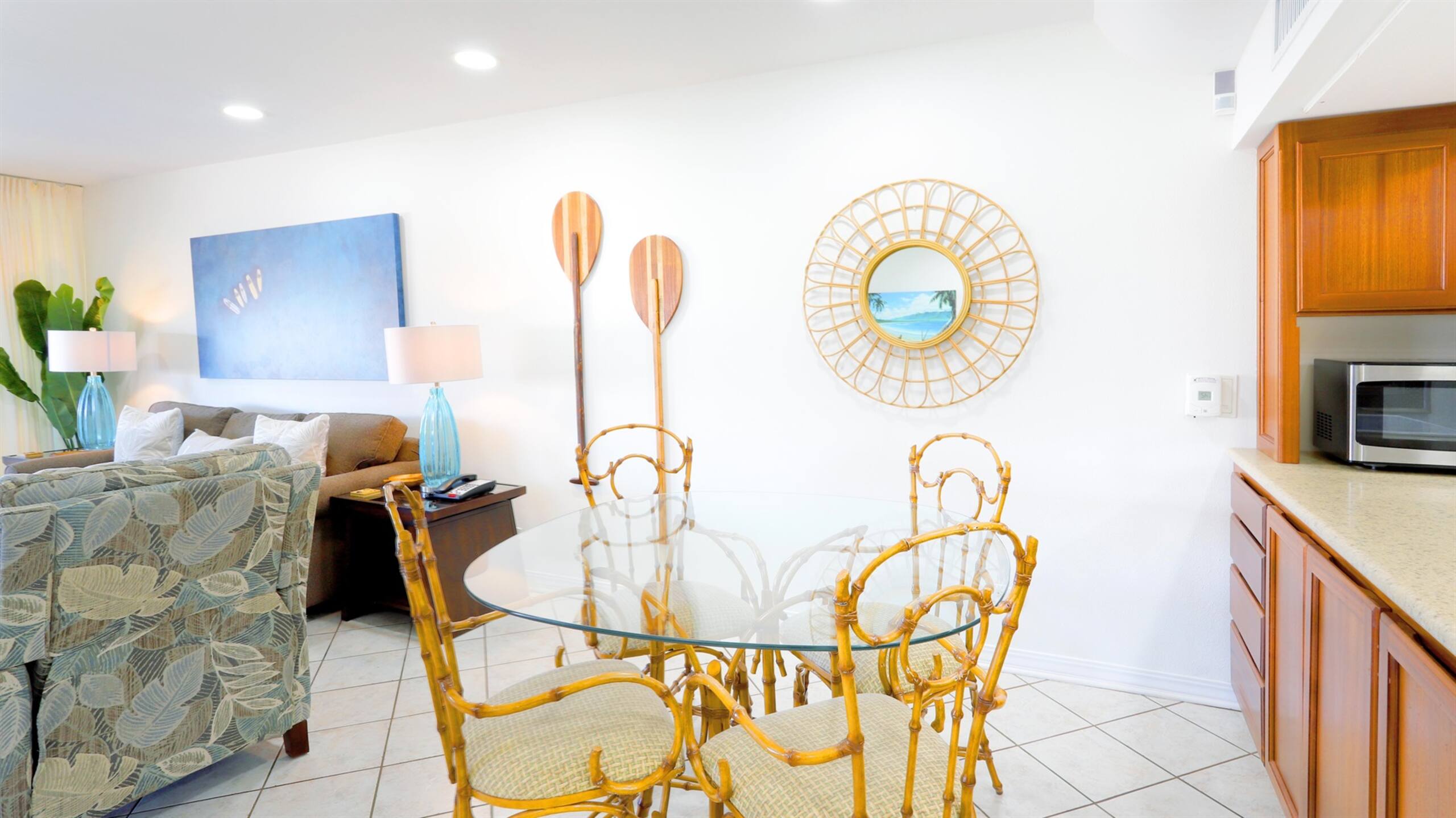 Condo in Lahaina · ★4.71 · 2 bedrooms · 4 beds · 2 baths - Image 29