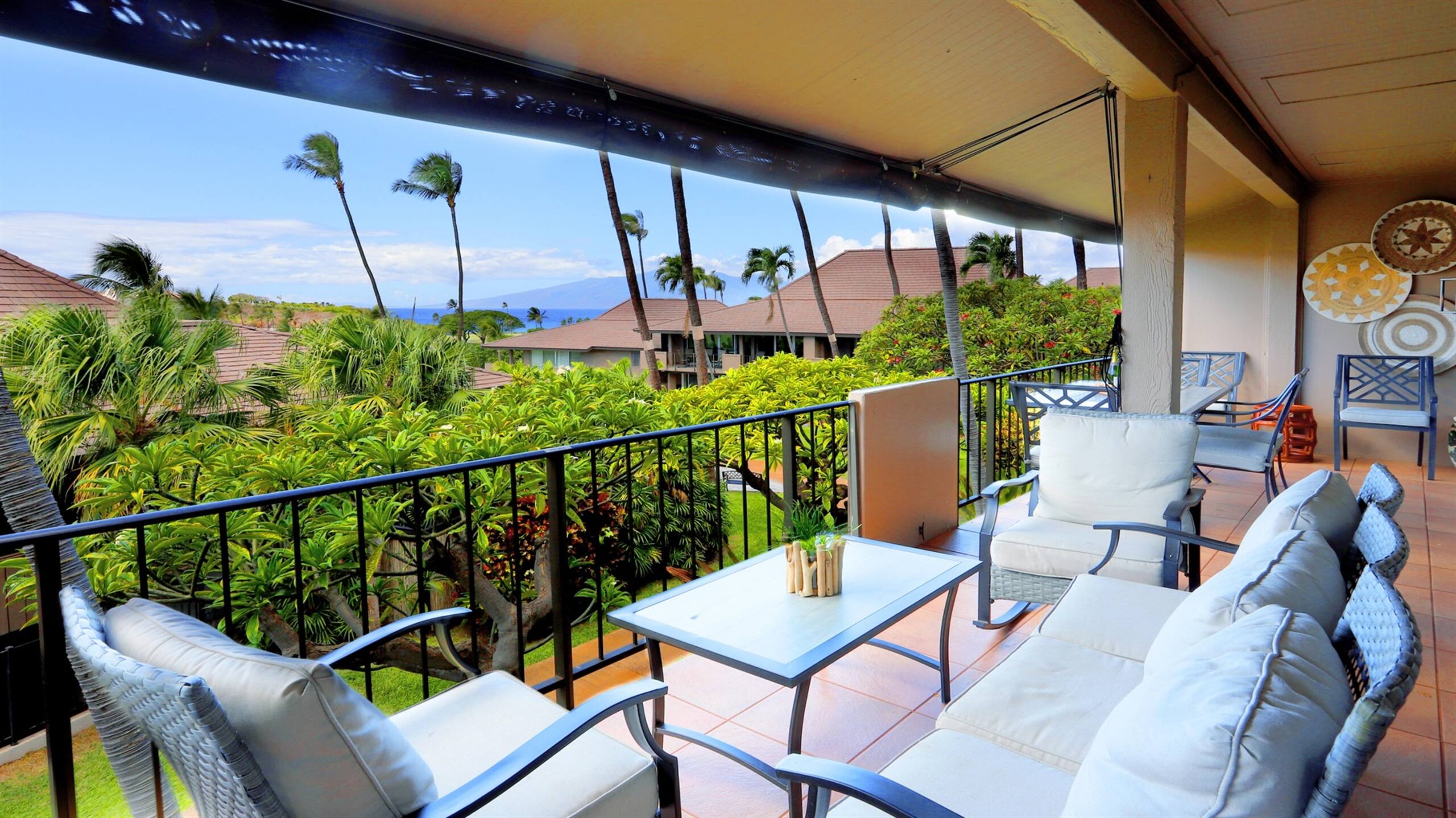 Condo in Lahaina · ★4.71 · 2 bedrooms · 4 beds · 2 baths - Image 23