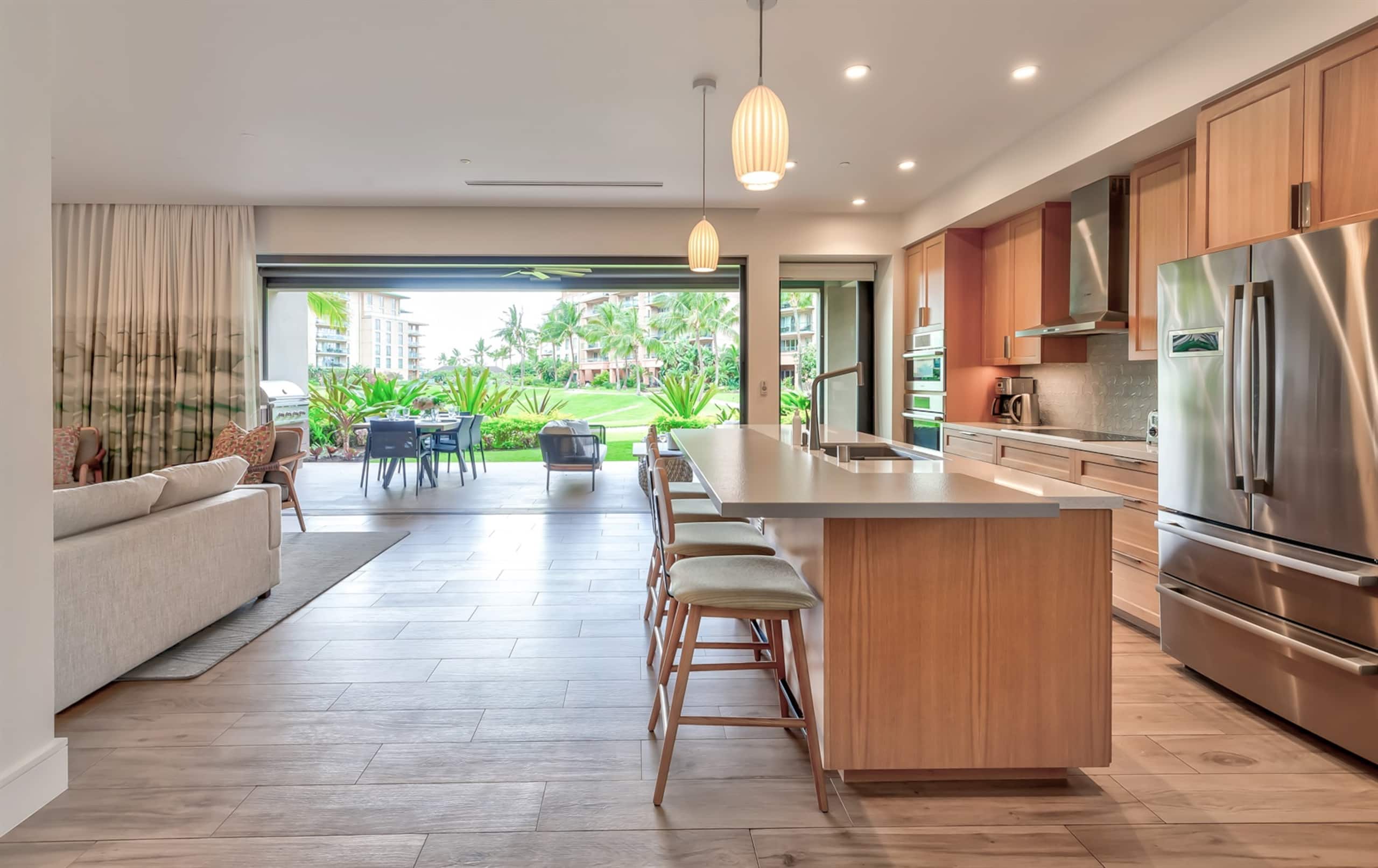 Villa in Lahaina · ★4.98 · 3 bedrooms · 4 beds · 3 baths - Image 6