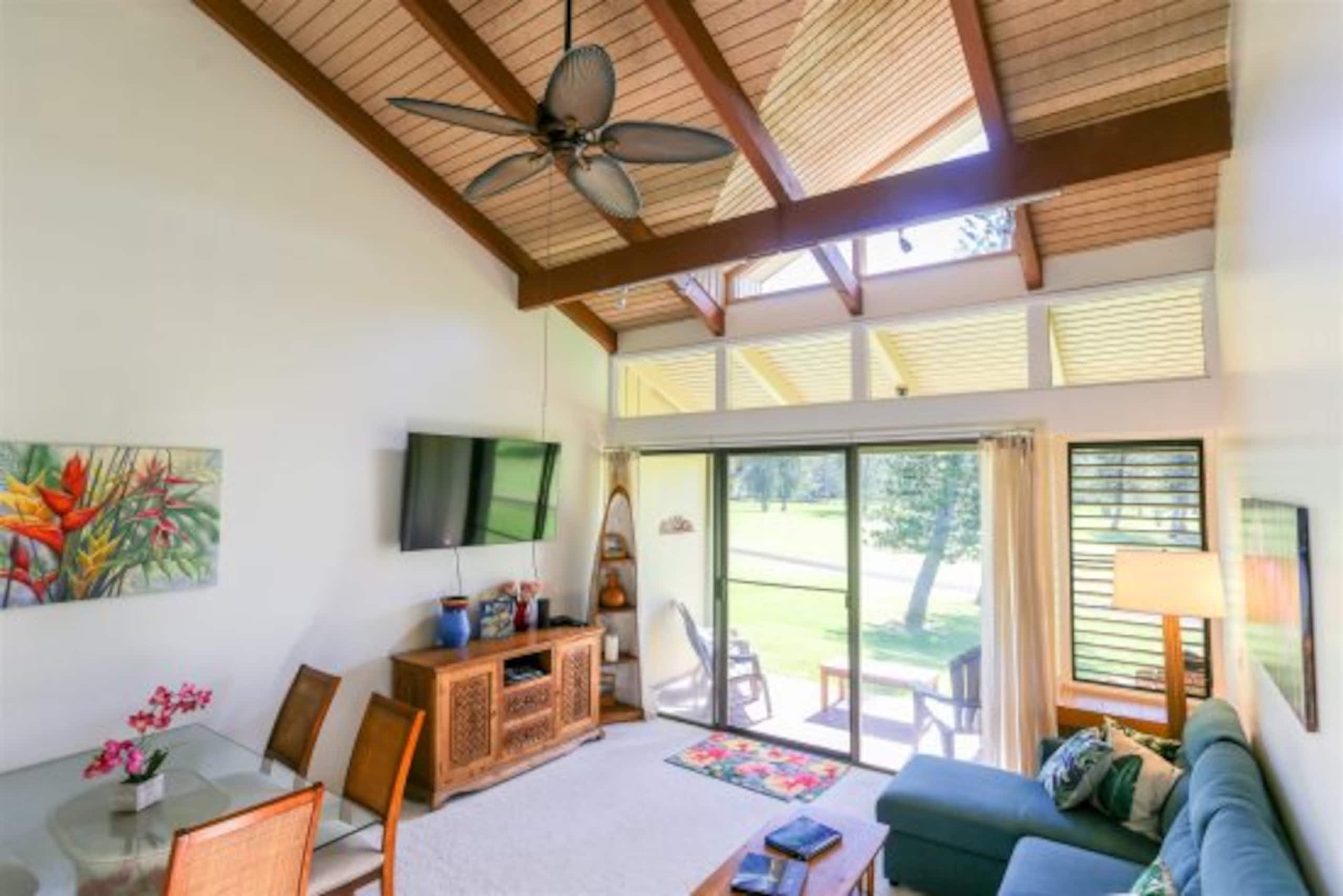 Condo in Kahuku · ★4.72 · 2 bedrooms · 5 beds · 2 baths - Image 1