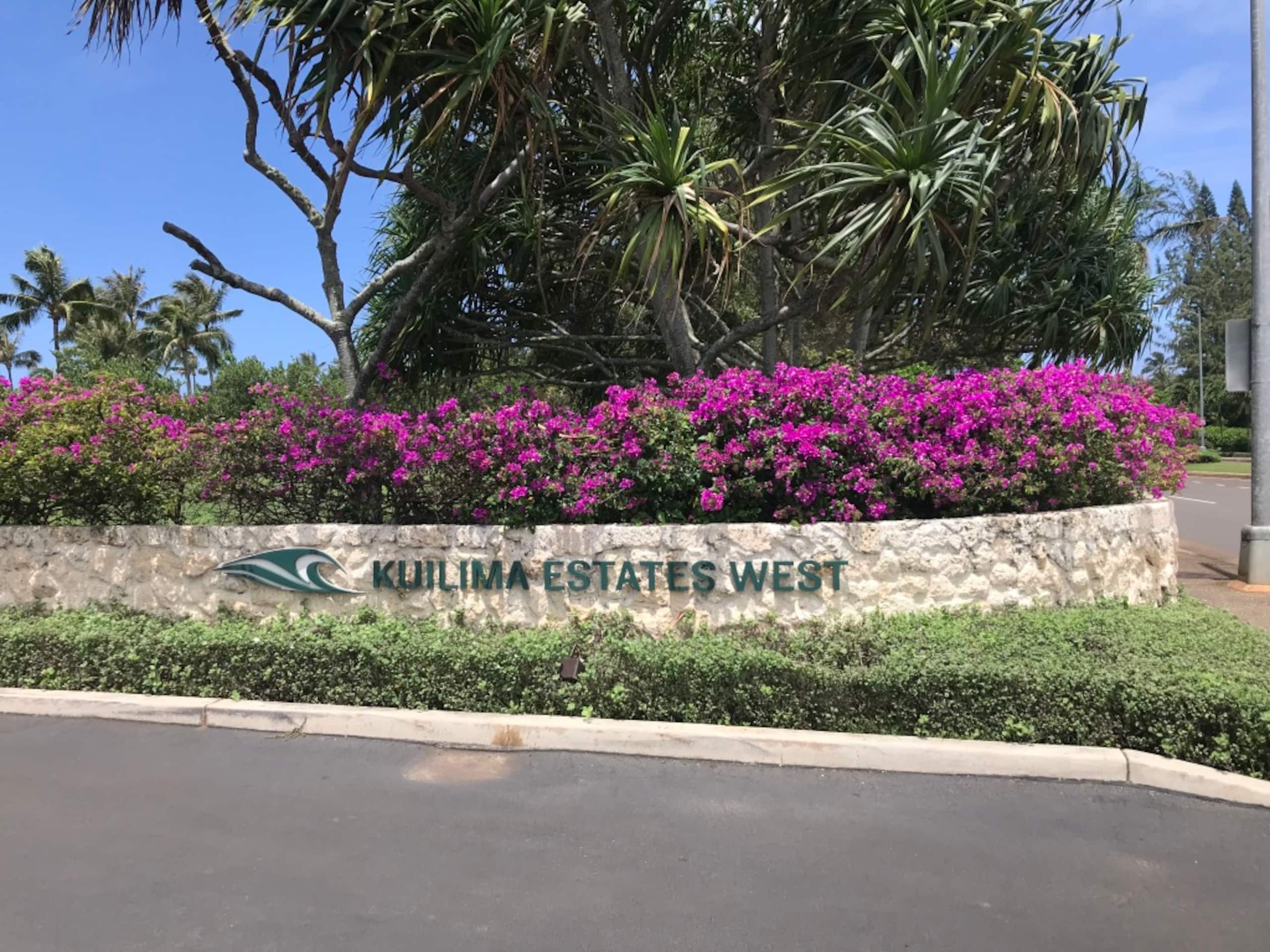 Condo in Kahuku · ★4.72 · 2 bedrooms · 5 beds · 2 baths - Image 17