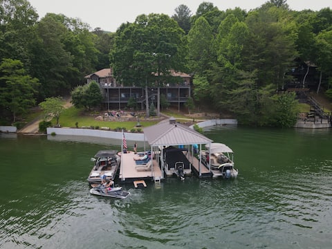 Blue Ridge Lakeside Chateau - Lake Blue Ridge