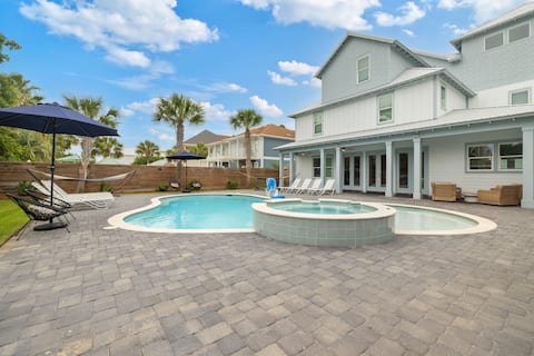 Luxury home w/Pool/Spa! Golf Cart! 3 Min to Beach!