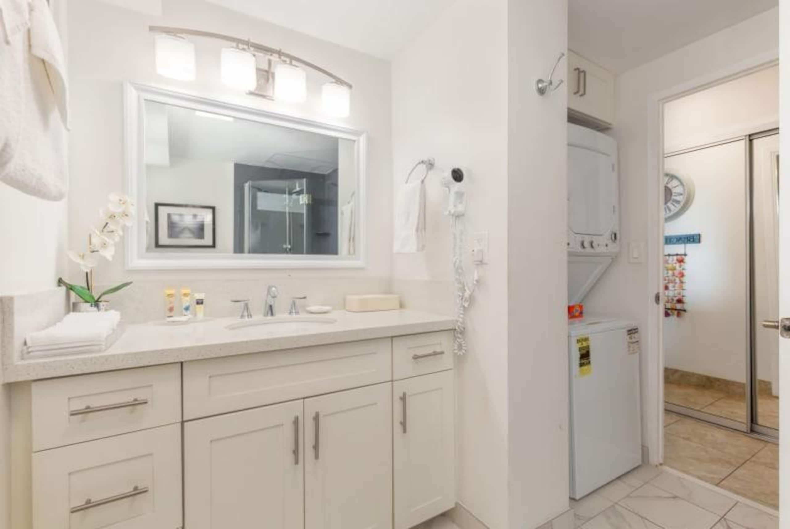 Condo in Honolulu · ★5.0 · 1 bedroom · 1 bed · 1 shared bath - Image 13