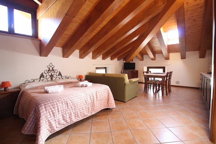 Bussola flats deals