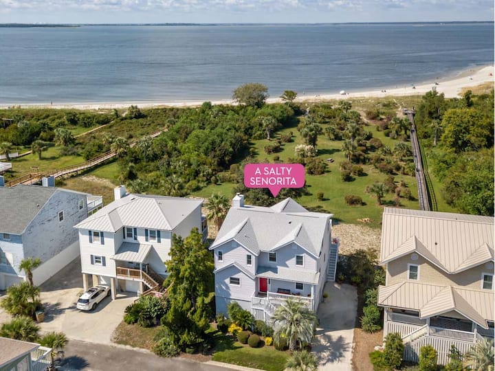 A Salty Senorita | Luxurious + Beachfront Sunsets! - Houses for Rent in