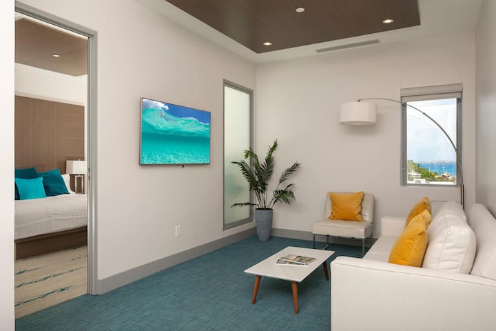 Suite 3 With Sleeper Sofa - Saint John