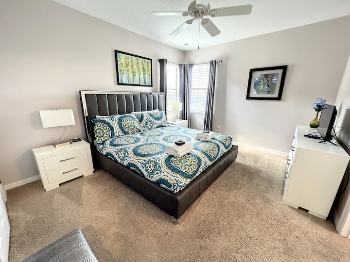 Glavna spavaća soba na katu