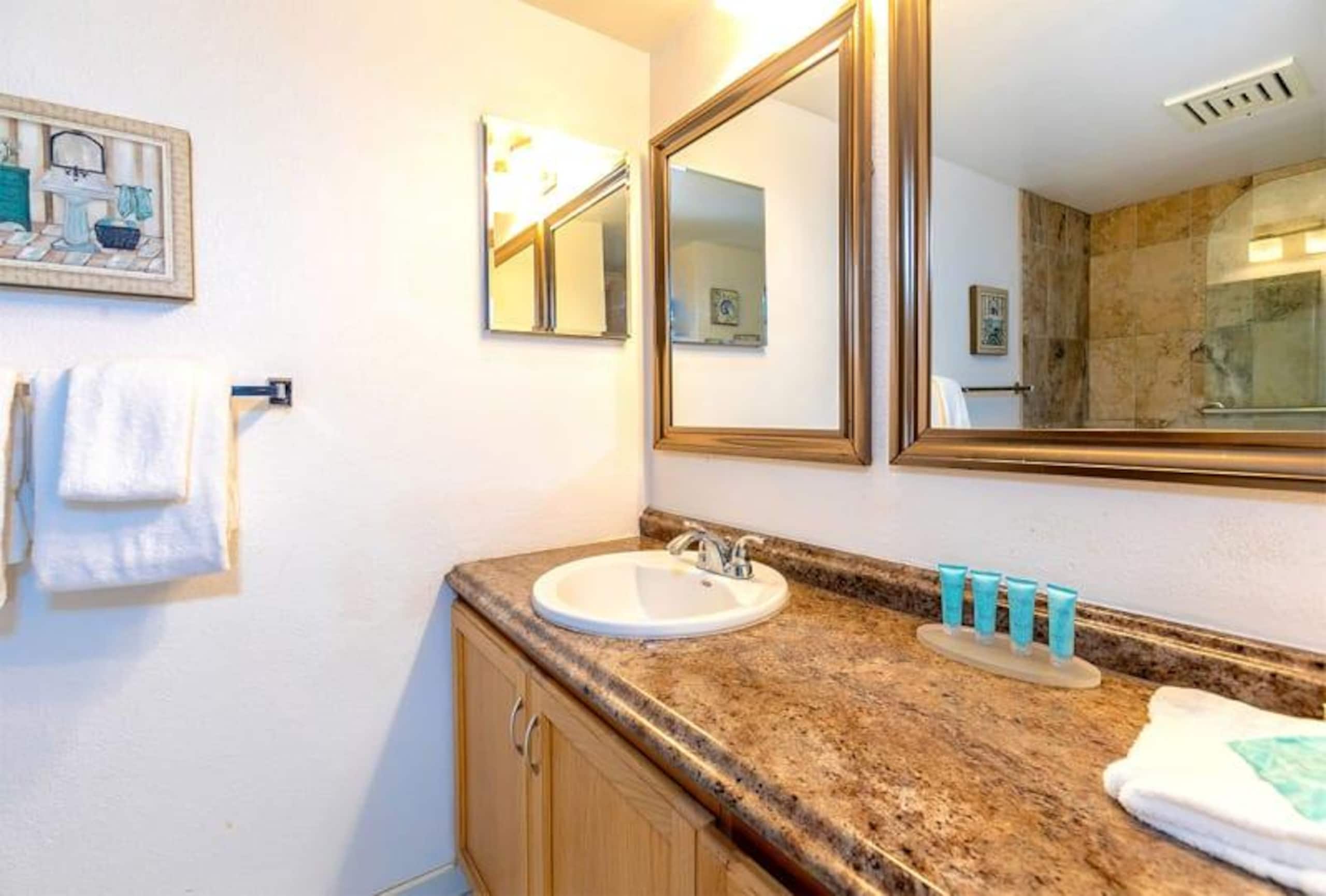 Condo in Kihei · ★4.6 · 2 bedrooms · 3 beds · 2 shared baths - Image 19