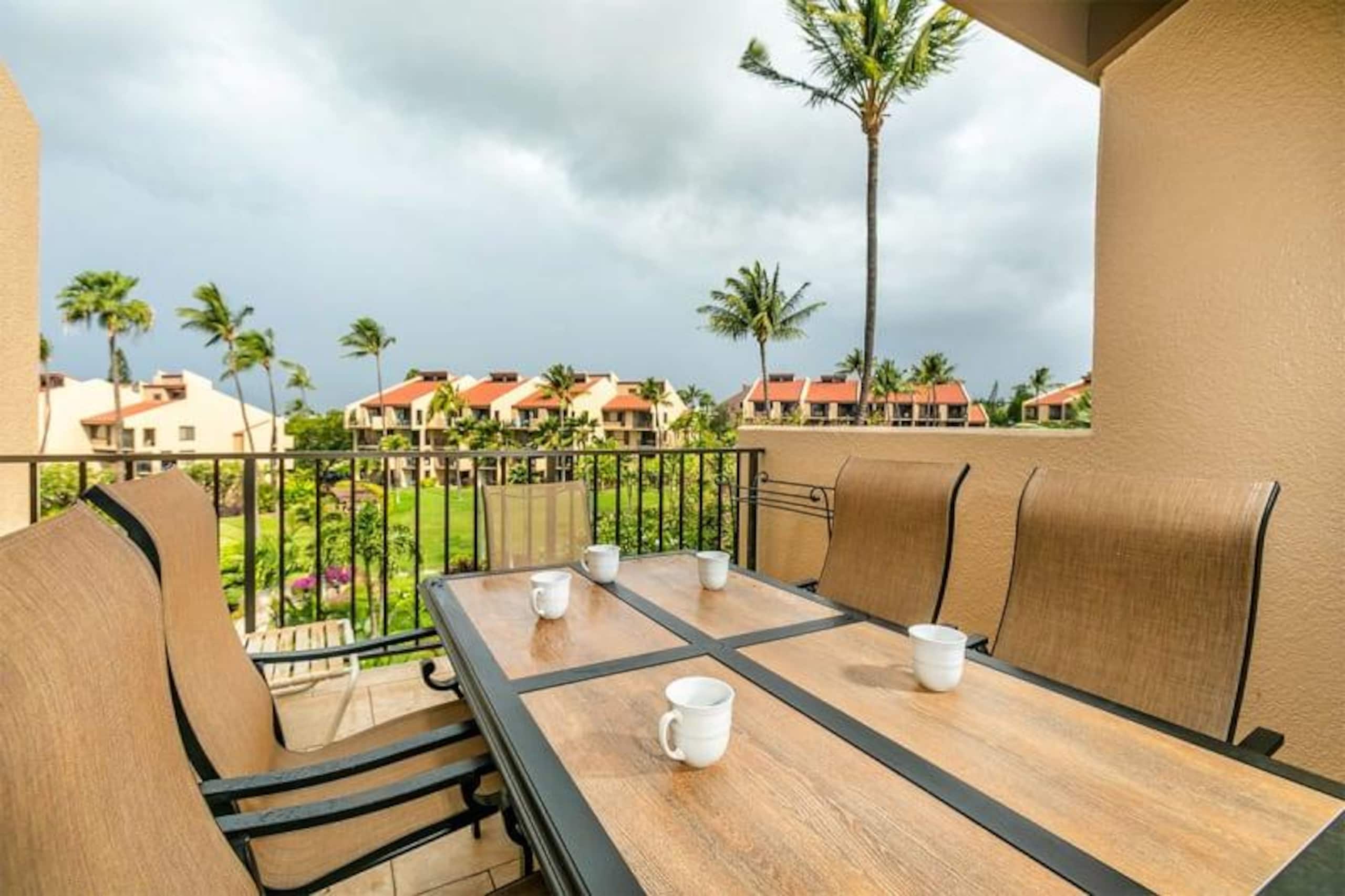 Condo in Kihei · ★4.6 · 2 bedrooms · 3 beds · 2 shared baths - Image 5