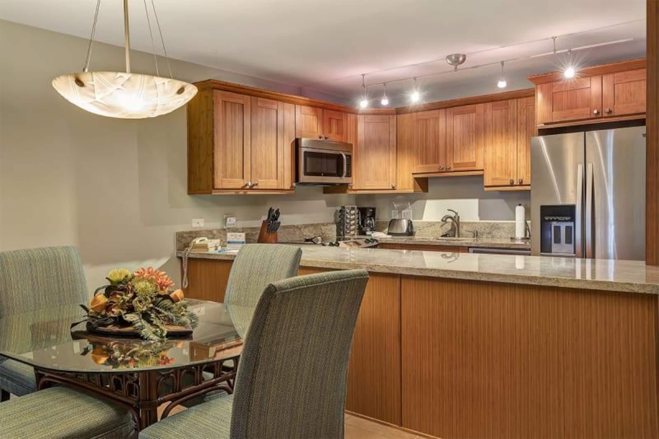 Condo in Kihei · ★4.5 · 2 bedrooms · 3 beds · 2 shared baths - Image 8