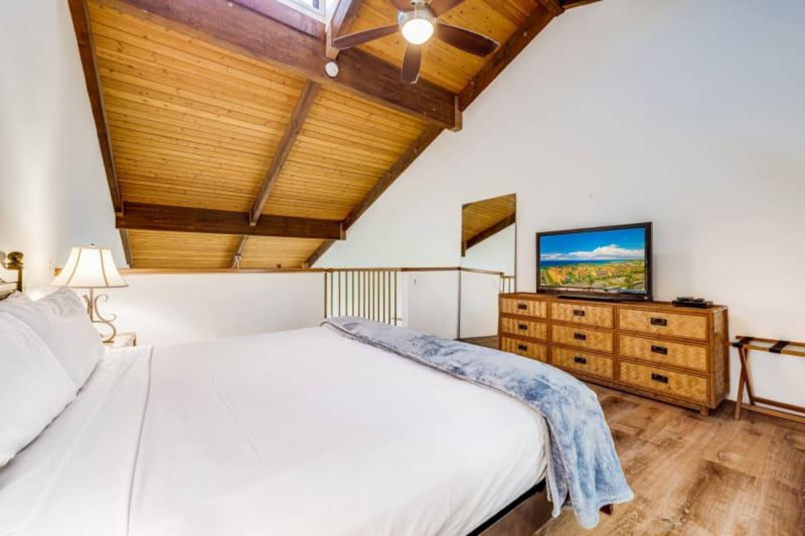 Condo in Kihei · ★4.0 · 2 bedrooms · 3 beds · 2 baths - Image 14