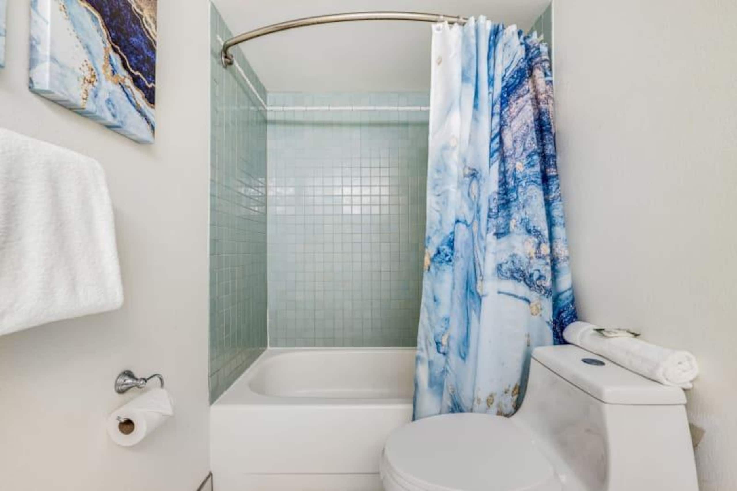 Condo in Kihei · ★4.0 · 2 bedrooms · 3 beds · 2 baths - Image 22
