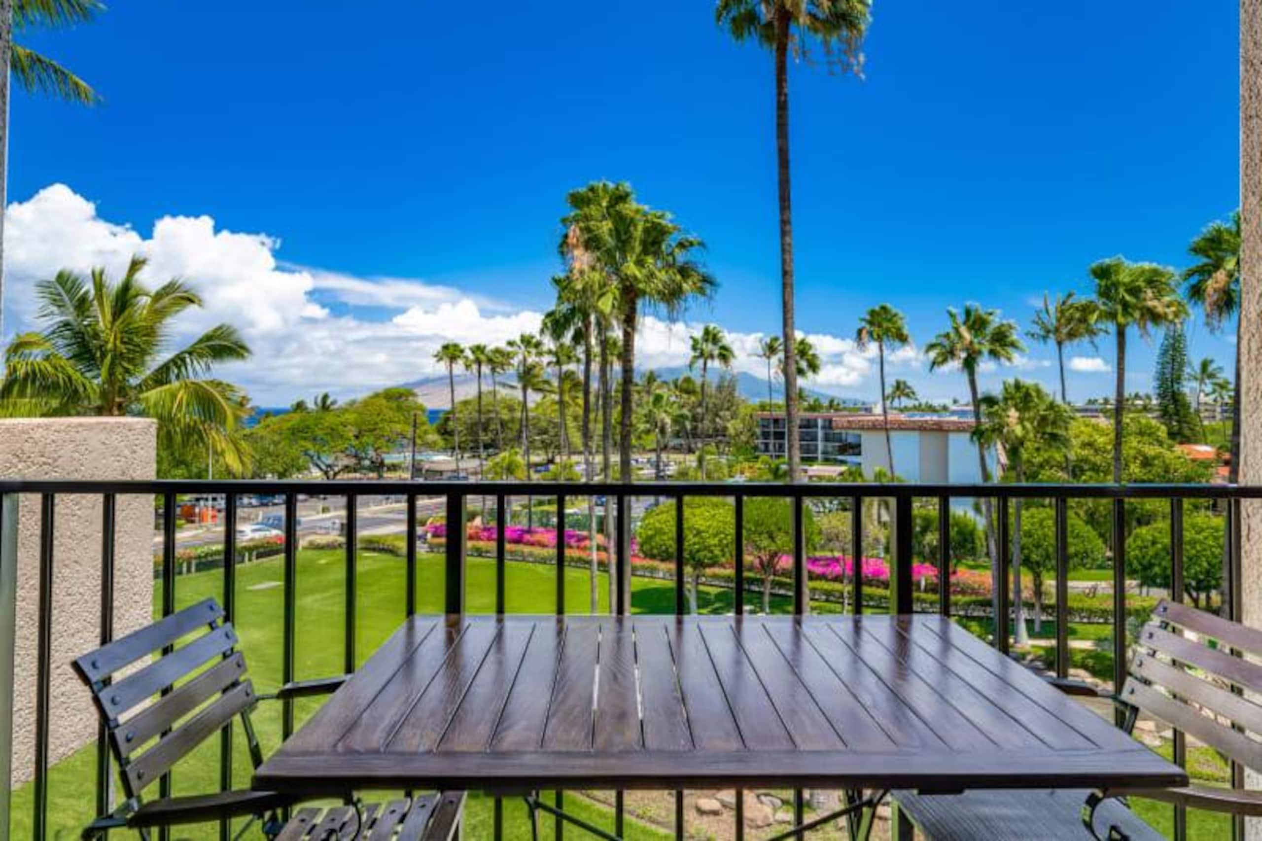 Condo in Kihei · ★4.0 · 2 bedrooms · 3 beds · 2 baths - Image 8