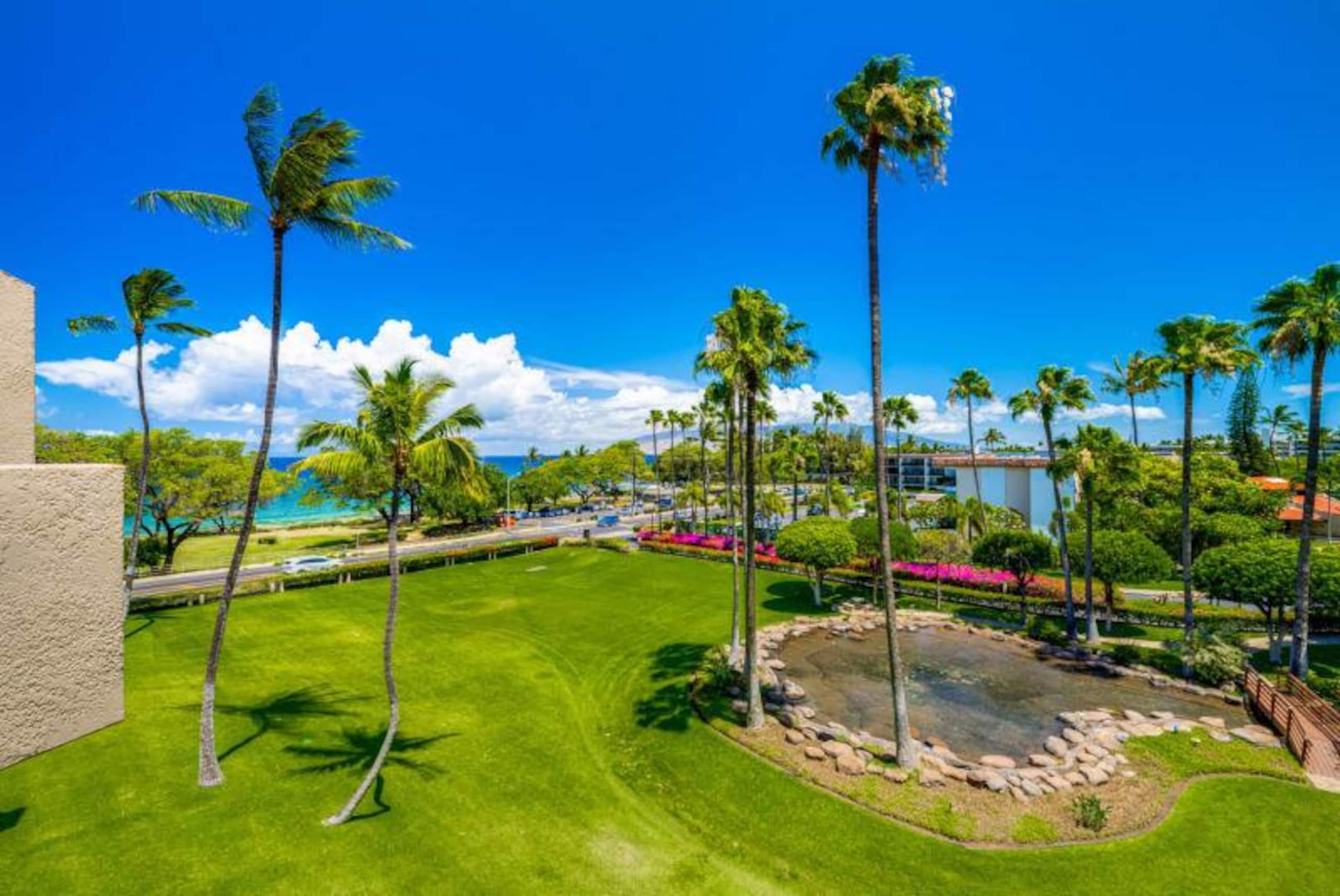 Condo in Kihei · ★4.0 · 2 bedrooms · 3 beds · 2 baths - Image 1