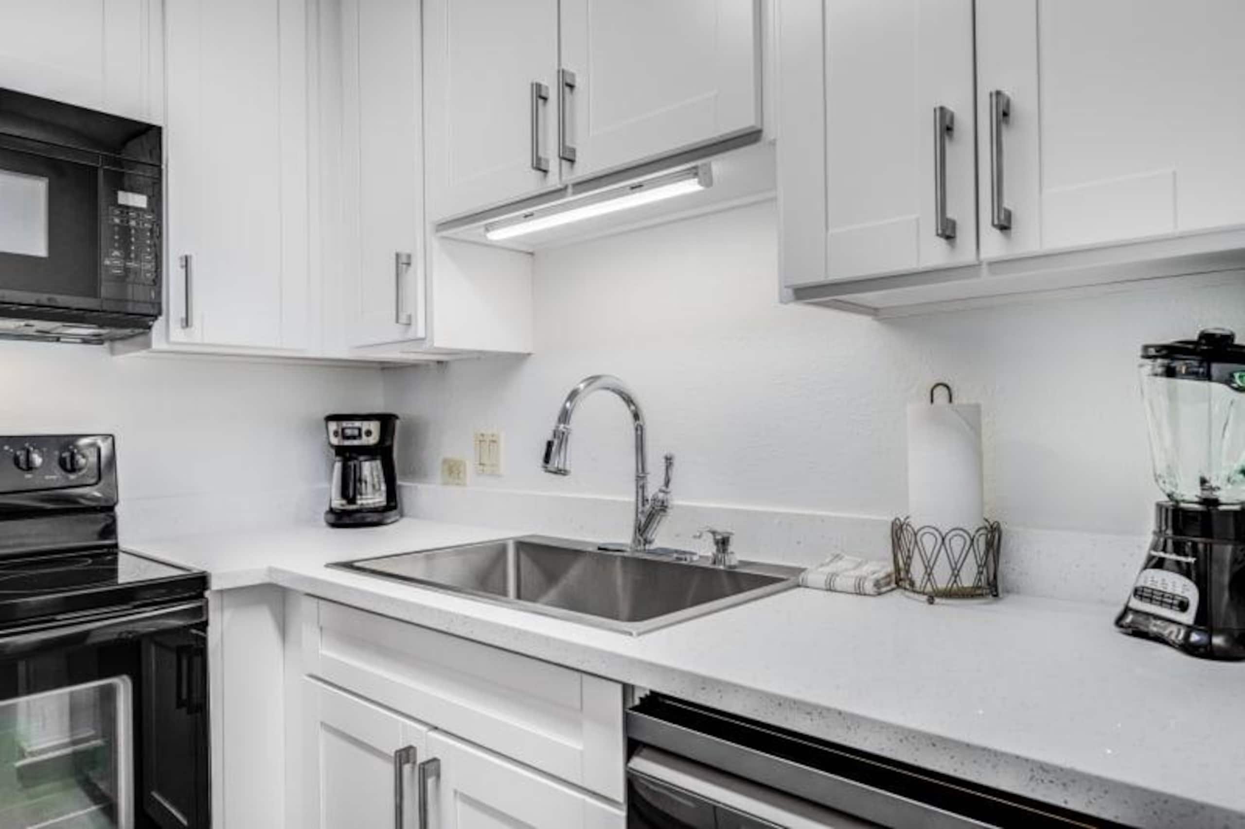 Condo in Kihei · ★4.5 · 2 bedrooms · 3 beds · 2 shared baths - Image 14