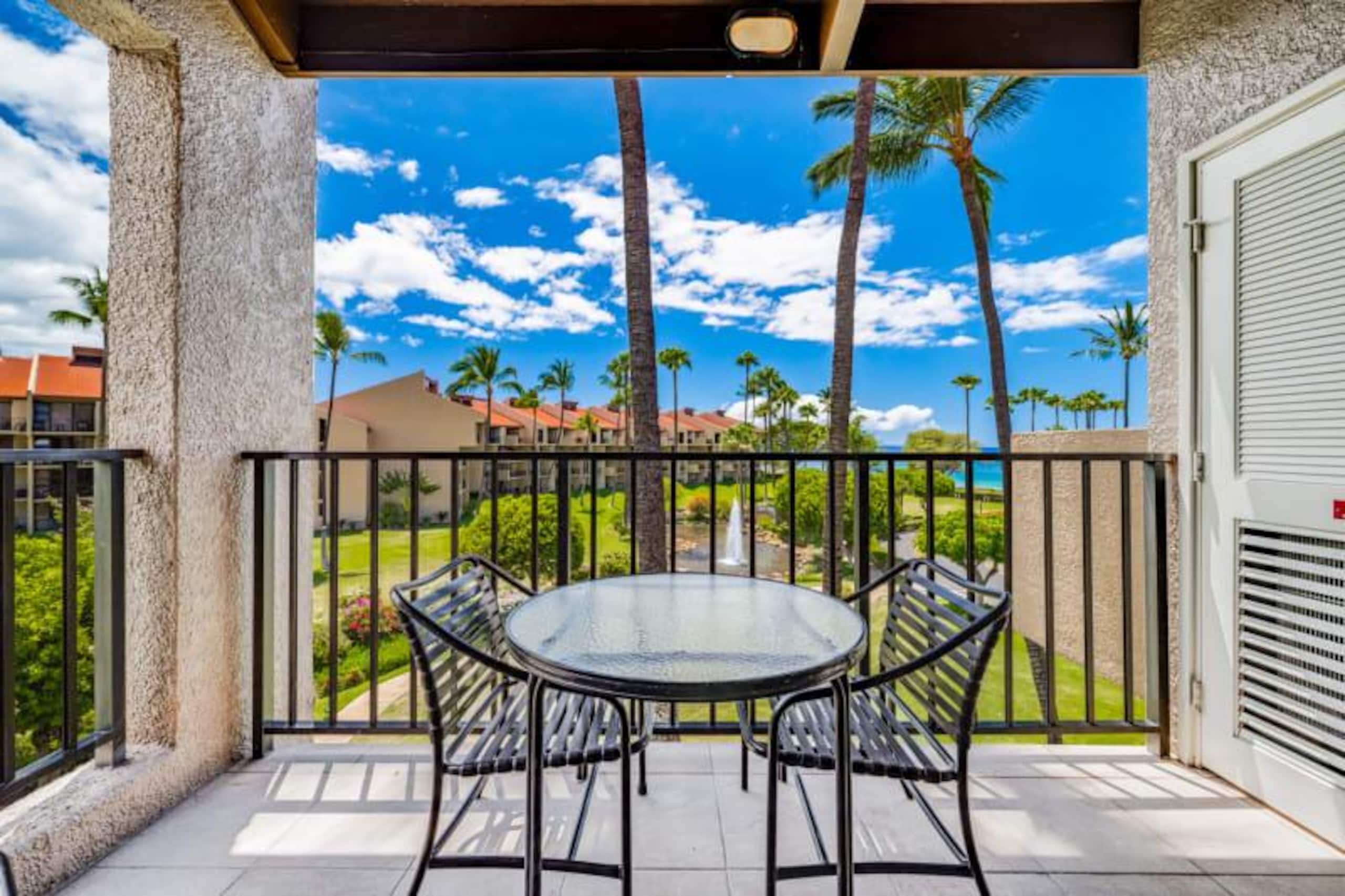 Condo in Kihei · ★4.5 · 2 bedrooms · 3 beds · 2 shared baths - Image 2