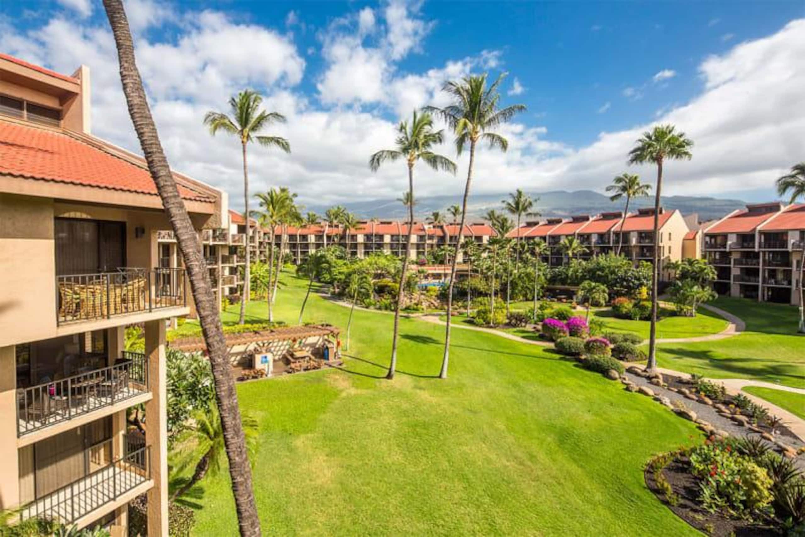 Condo in Kihei · ★4.5 · 2 bedrooms · 3 beds · 2 shared baths - Image 36