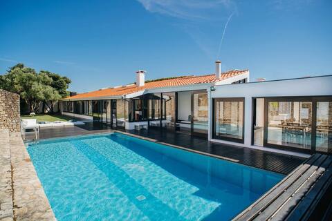 Huge luxury villa by the sea & river