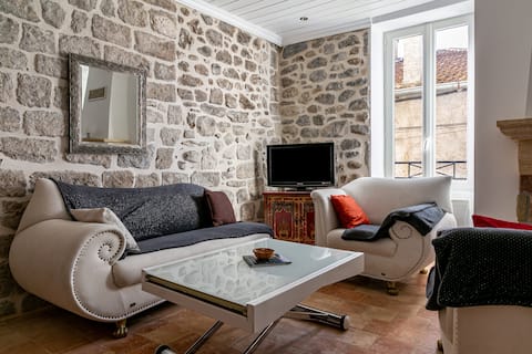 La GLEYZETTE - Charming 2 bedroom house